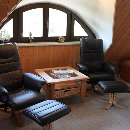 "Fewo-Ulla-02" Ferienwohnung Im Og オストゼーバート・ディアーハーゲン エクステリア 写真